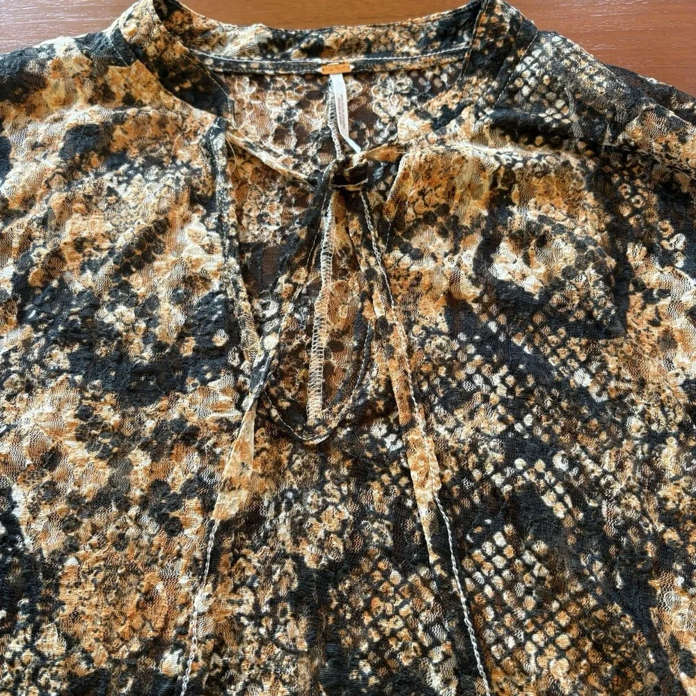 Free People Women's Size S Out For The Night Top Tunic Snake Print Drape Hem